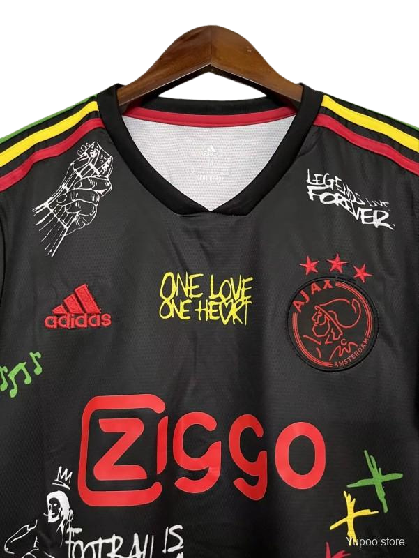 Retro 21/22 Ajax Third Black One Love Special Edition tenue - Fanversie