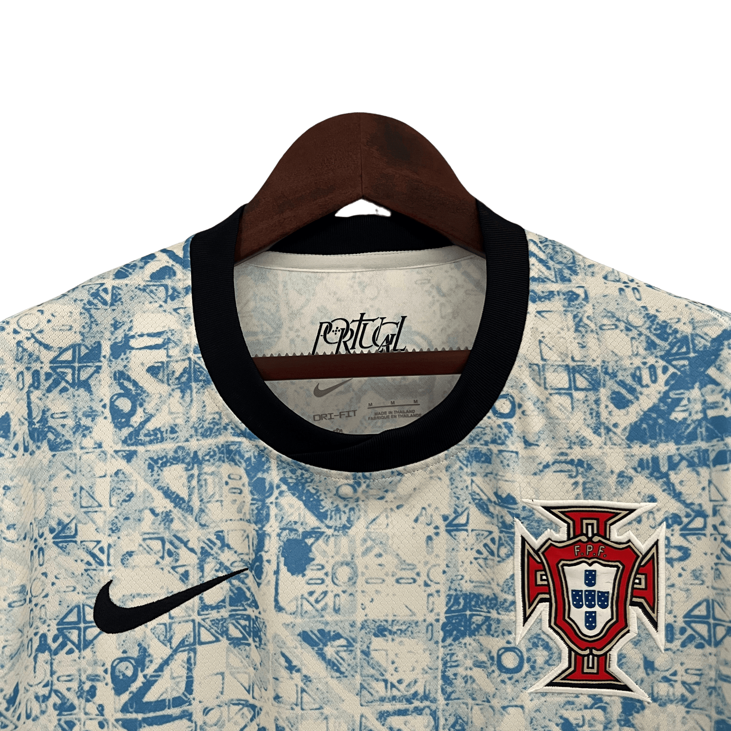 Camiseta visitante de Portugal para la Eurocopa 2024 (versión para aficionados)