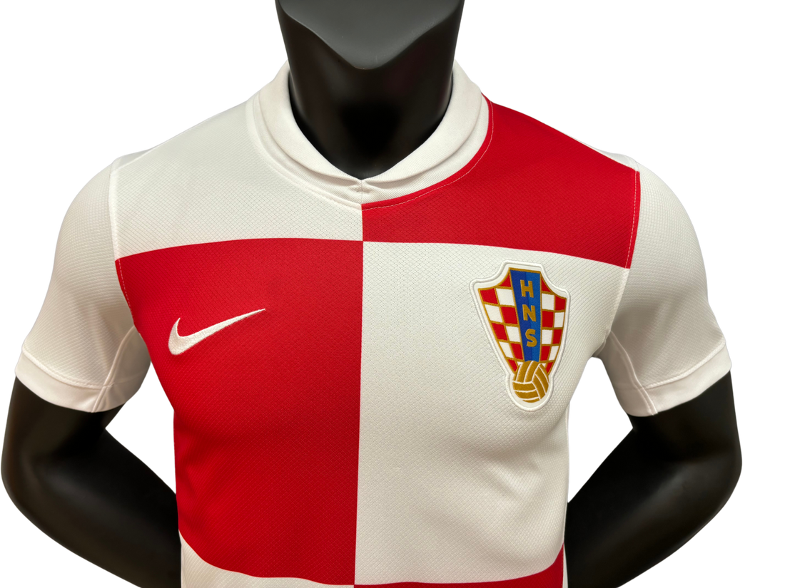 Camiseta de local de Croacia para la Eurocopa 2024 (versión para jugadores)