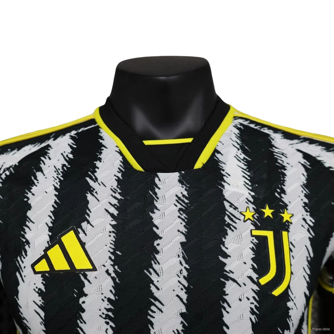 23/24 Juventus Home Kit - Versión para jugadores