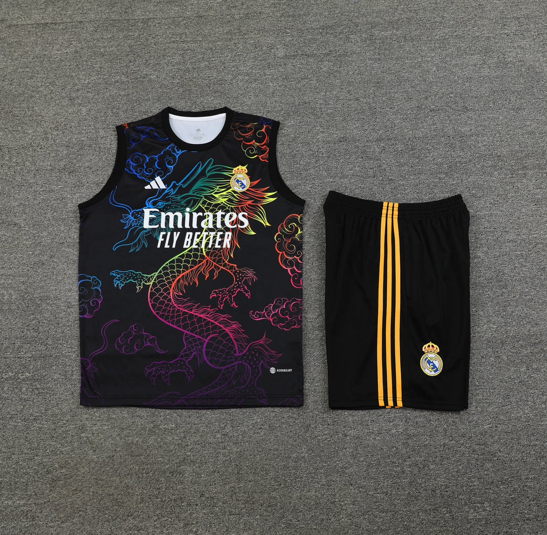 Conjunto de entrenamiento del Real Madrid 2024/25 Dragón Negro