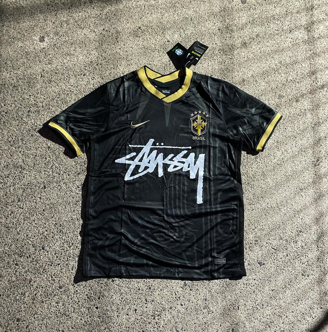 Brazil X Stussy Black Concept kit