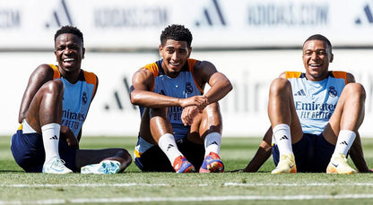 Real Madrid pre-match training Mouwloze zomerset 2024/2025 